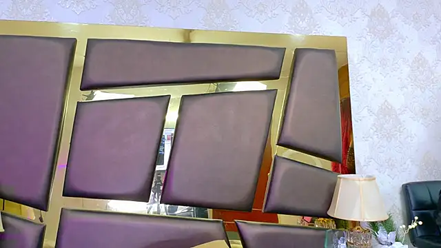 Snapshot of EmilieLake chatting on March 26, 2026, 8:03 pm EmilieLake online show from March 26, 2026, 8:03 pm