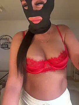 swedishbaddie online show from October 16, 2025, 5:47 pm