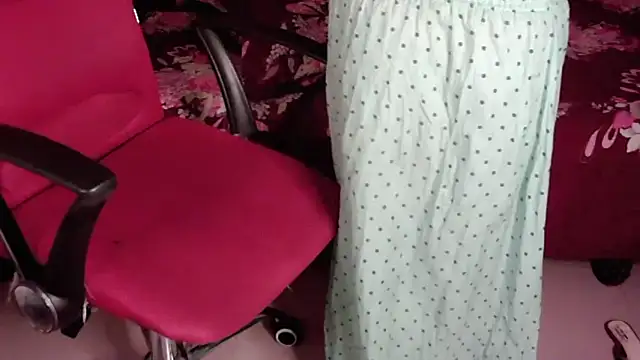 Snapshot of Sexy_Ara__Baby chatting on October 9, 2025, 6:06 pm Sexy Ara  Baby online show from October 9, 2025, 6:06 pm