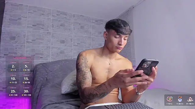 DavisFirb online show from September 12, 2025, 12:44 am