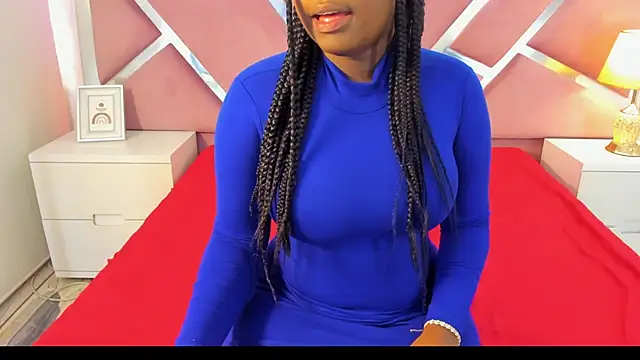 SulyClarck online show from October 9, 2025, 7:45 pm