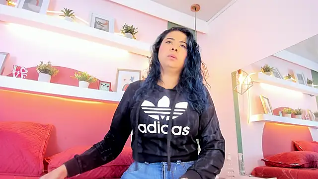 Snapshot of ValeryBoobs1 chatting on September 17, 2025, 12:51 pm ValeryBoobs1 online show from September 17, 2025, 12:51 pm