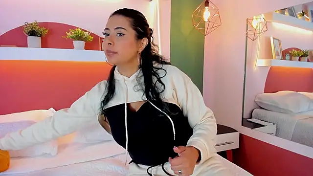 Snapshot of ValeryBoobs1 chatting on October 17, 2025, 12:41 pm ValeryBoobs1 online show from October 17, 2025, 12:41 pm