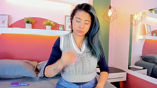 Snapshot of ValeryBoobs1 chatting on October 20, 2025, 12:27 pm ValeryBoobs1 online show from October 20, 2025, 12:27 pm