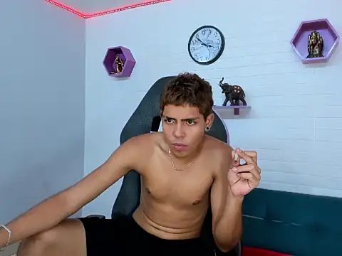 cam sexboy18 online show from September 19, 2025, 4:25 am