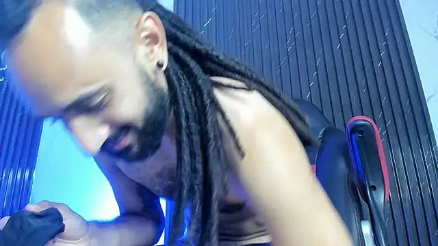 Snapshot of Tatis__ chatting on October 10, 2025, 8:41 pm Tatis   online show from October 10, 2025, 8:41 pm