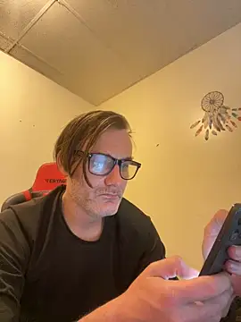 Snapshot of NicPolaris chatting on April 5, 2026, 3:53 pm NicPolaris online show from April 5, 2026, 3:53 pm