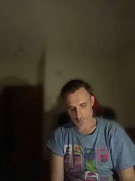 NicPolaris online show from July 4, 2026, 4:40 am