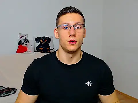 Snapshot of ZeinMiracles chatting on September 21, 2025, 5:47 pm ZeinMiracles online show from September 21, 2025, 5:47 pm