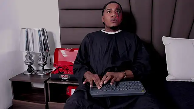 Snapshot of Duo69Sexual chatting on October 10, 2025, 8:08 pm Duo69Sexual online show from October 10, 2025, 8:08 pm