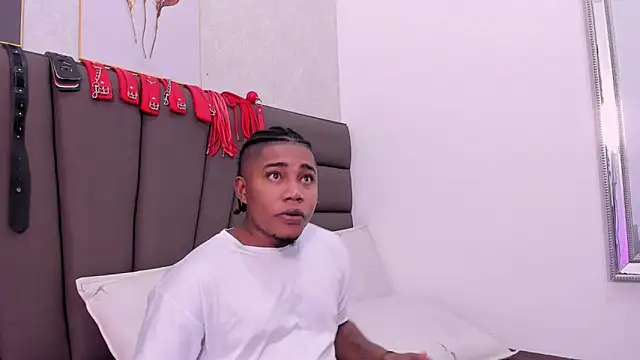 Snapshot of Duo69Sexual chatting on November 22, 2025, 7:35 pm Duo69Sexual online show from November 22, 2025, 7:35 pm