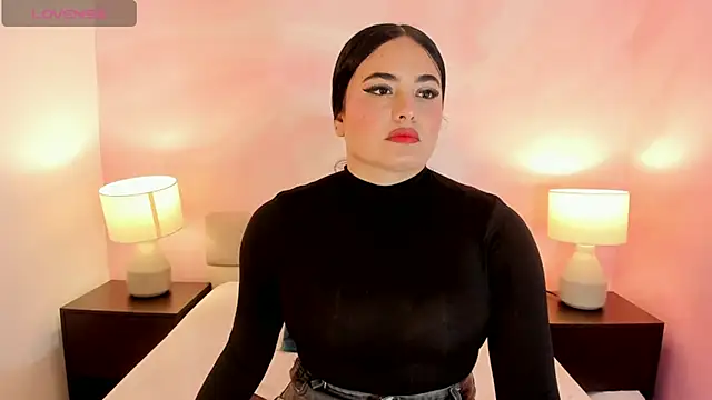 sofiiacarson online show from April 23, 2026, 7:38 pm