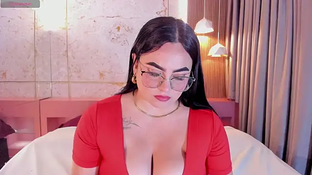 sofiiacarson online show from May 22, 2026, 8:03 pm