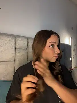 AnnyLopezzz  online show from July 19, 2026, 4:16 am