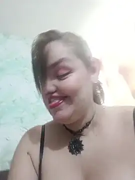 MayaLuna1 online show from October 2, 2025, 4:14 pm