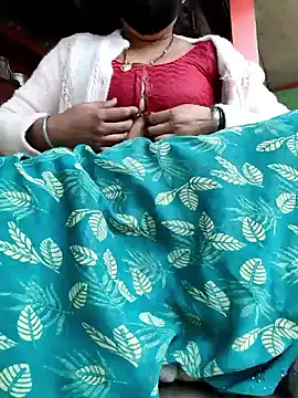 Snapshot of Idhika_Handoo chatting on January 18, 2026, 2:59 am Idhika Handoo online show from January 18, 2026, 2:59 am