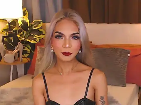 Snapshot of CelestinaMarquez0427 chatting on October 4, 2025, 9:46 pm CelestinaMarquez0427 online show from October 4, 2025, 9:46 pm