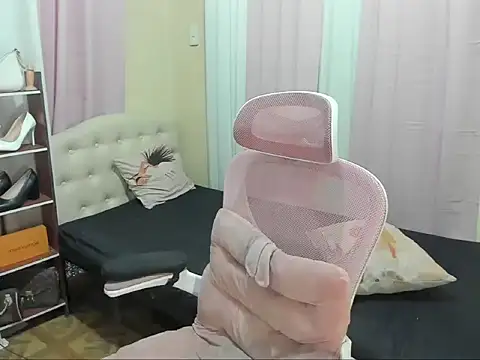 Snapshot of BigUncutCockRhein chatting on September 20, 2025, 7:48 pm BigUncutCockRhein online show from September 20, 2025, 7:48 pm