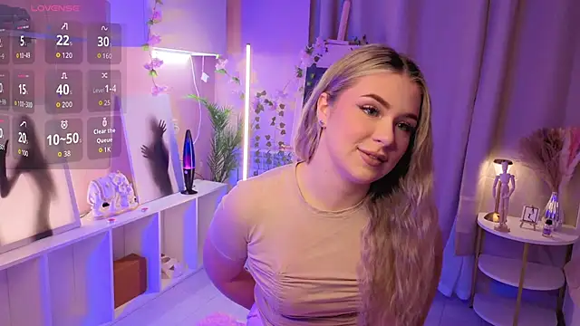 AliaBuerstatte online show from October 21, 2025, 7:58 pm