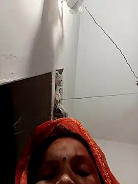 Snapshot of Payal950 chatting on October 2, 2025, 1:01 am Payal950 online show from October 2, 2025, 1:01 am