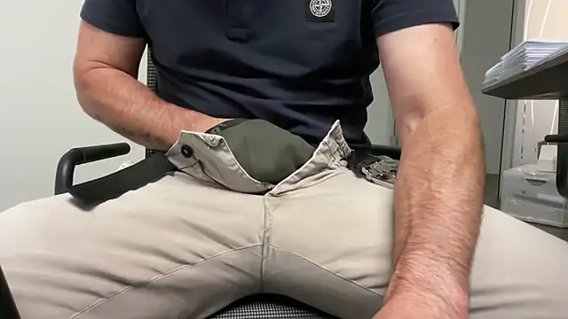 harrys74 online show from September 15, 2025, 5:24 pm