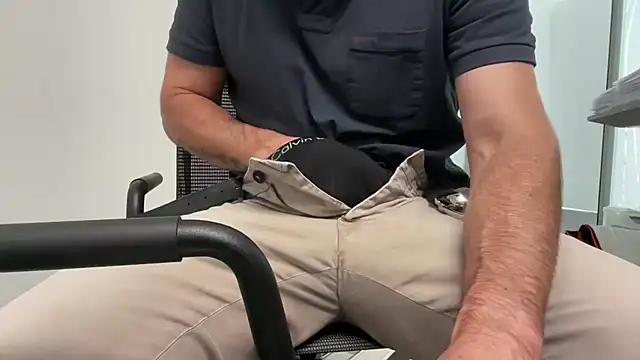 harrys74 online show from September 17, 2025, 1:24 pm