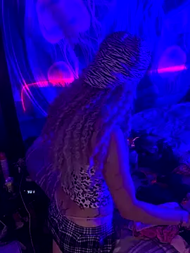 milfblondebae143 online show from September 9, 2025, 1:05 am