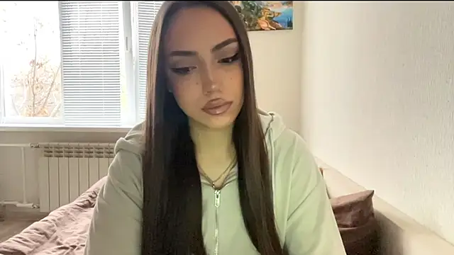 Leaf Unto online show from November 3, 2025, 11:33 am