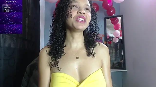 Snapshot of alma_azul chatting on September 9, 2025, 12:59 pm alma azul online show from September 9, 2025, 12:59 pm