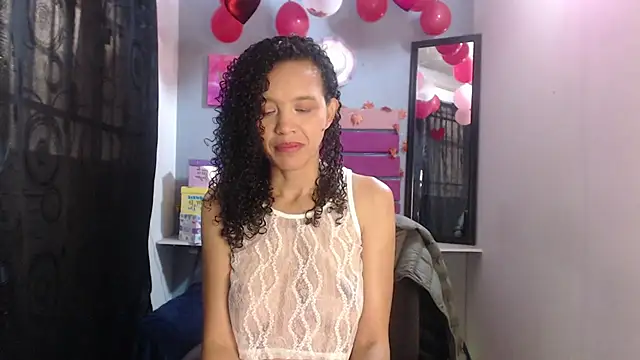 Snapshot of alma_azul chatting on September 27, 2025, 12:10 pm alma azul online show from September 27, 2025, 12:10 pm