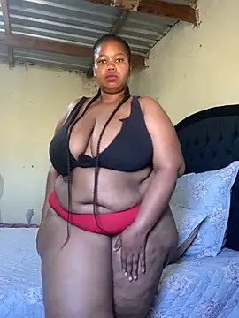 Curvycandy95 online show from June 14, 2026, 8:16 am