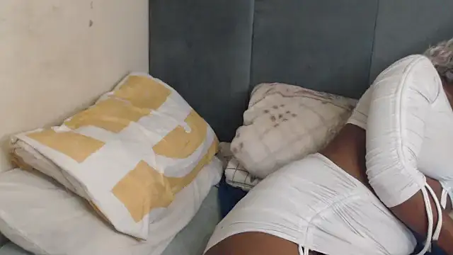 Snapshot of Tyllorsavage chatting on October 25, 2025, 7:08 pm Tyllorsavage online show from October 25, 2025, 7:08 pm