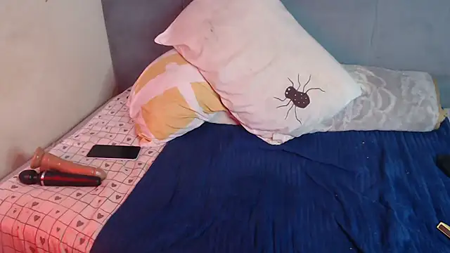 Snapshot of Tyllorsavage chatting on November 1, 2025, 4:47 am Tyllorsavage online show from November 1, 2025, 4:47 am