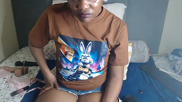 Snapshot of Tyllorsavage chatting on November 1, 2025, 6:32 pm Tyllorsavage online show from November 1, 2025, 6:32 pm