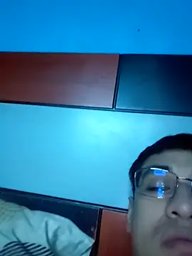 Snapshot of Exotic19cm chatting on October 22, 2025, 7:30 am Exotic19cm online show from October 22, 2025, 7:30 am