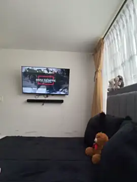 AlannaEvons online show from April 27, 2026, 9:35 pm