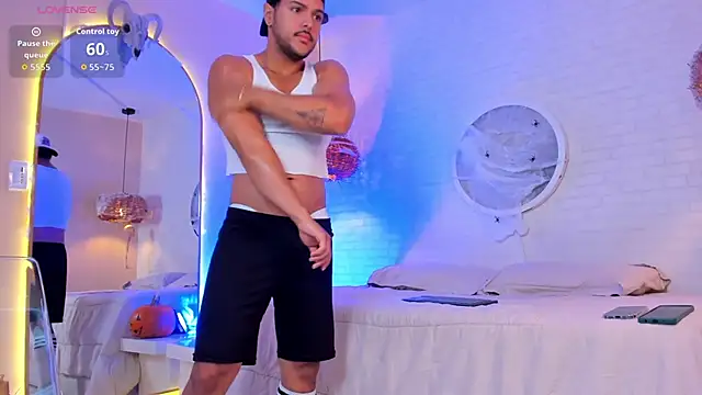 Snapshot of thiago_mercer chatting on October 24, 2025, 10:00 am thiago mercer online show from October 24, 2025, 10:00 am