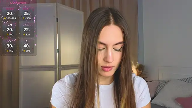 Snapshot of Moonlight1Sonata1 chatting on October 12, 2025, 9:08 am Moonlight1Sonata1 online show from October 12, 2025, 9:08 am