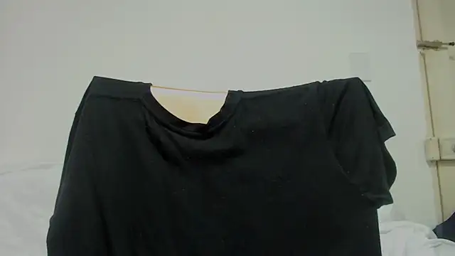 Snapshot of Rocky_Muscle chatting on July 12, 2026, 4:42 pm Rocky Muscle online show from July 12, 2026, 4:42 pm
