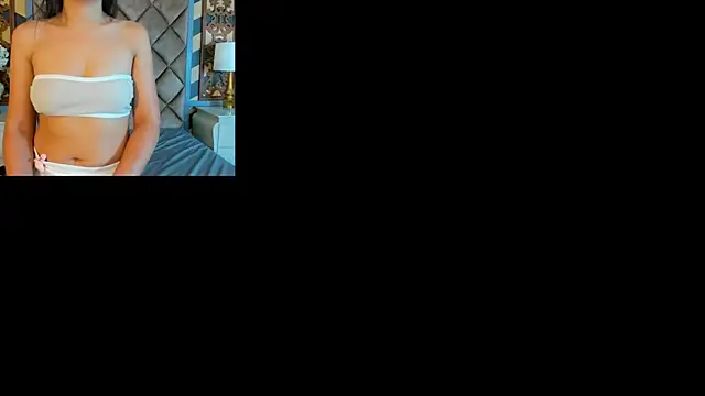 AnnieVegga online show from September 24, 2025, 2:09 pm