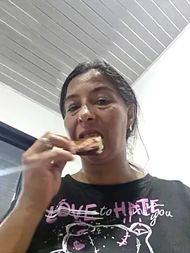 Snapshot of maleja23 chatting on October 3, 2025, 1:02 am maleja23 online show from October 3, 2025, 1:02 am