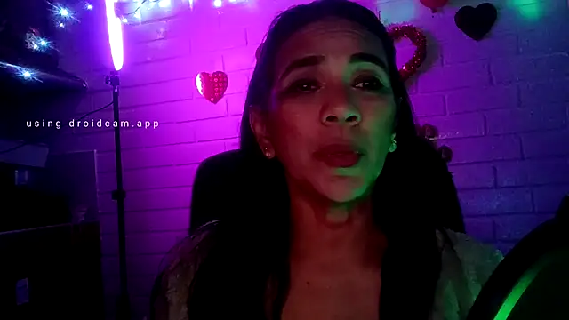 Snapshot of MiiaVelasquez chatting on February 13, 2026, 4:52 am MiiaVelasquez online show from February 13, 2026, 4:52 am