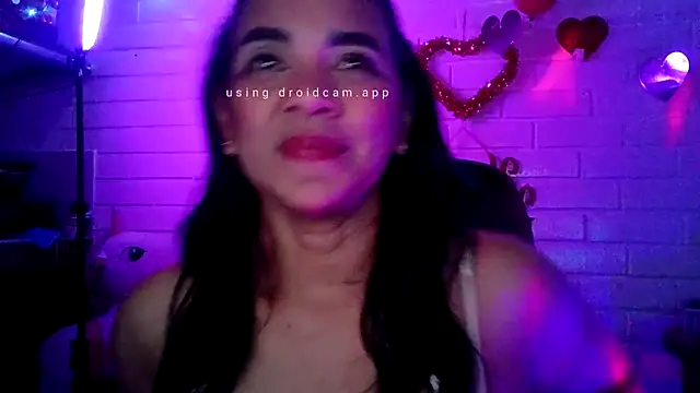 Snapshot of MiiaVelasquez chatting on February 17, 2026, 4:42 am MiiaVelasquez online show from February 17, 2026, 4:42 am