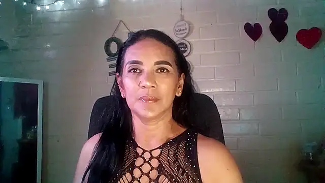 Snapshot of MiiaVelasquez chatting on April 1, 2026, 4:35 am MiiaVelasquez online show from April 1, 2026, 4:35 am