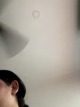 Kuromy x online show from October 22, 2025, 6:40 pm