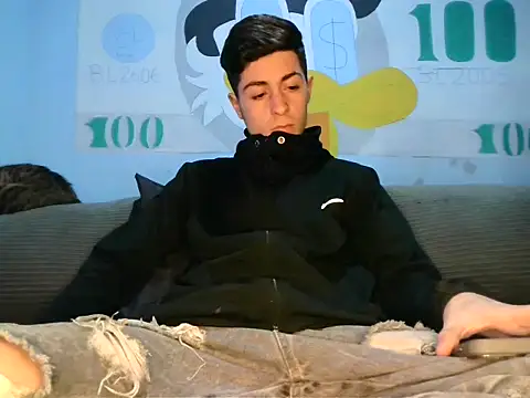 Newbrian20 online show from September 26, 2025, 9:52 pm