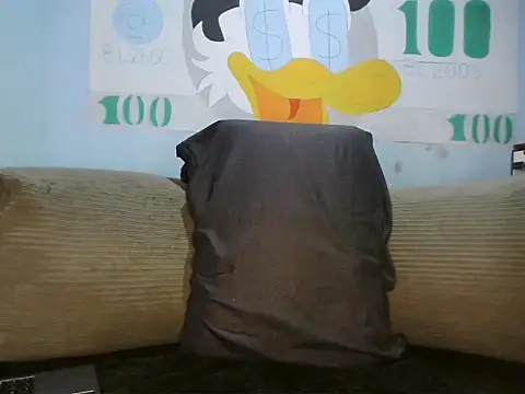 Newbrian20 online show from October 1, 2025, 10:38 pm