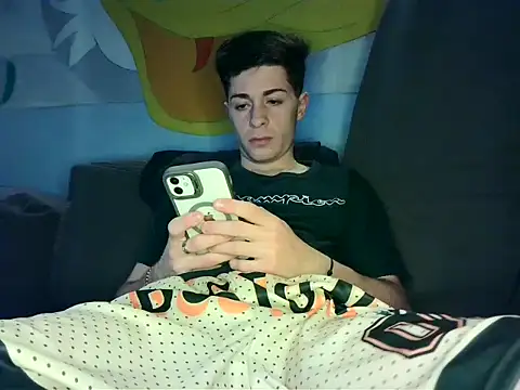 Newbrian20 online show from October 15, 2025, 1:06 am