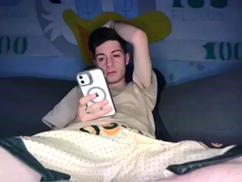 Newbrian20 online show from October 17, 2025, 9:28 pm