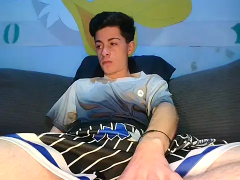 Newbrian20 online show from October 24, 2025, 11:12 pm